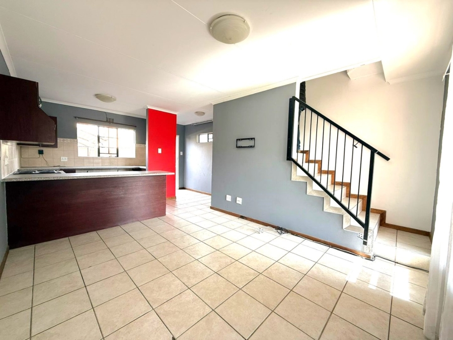 2 Bedroom Property for Sale in Hillside Free State